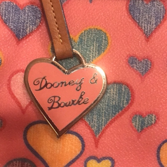 💛Vintage Dooney & Bourke Heart💚 Backpack❤️💜 - Picture 3 of 6